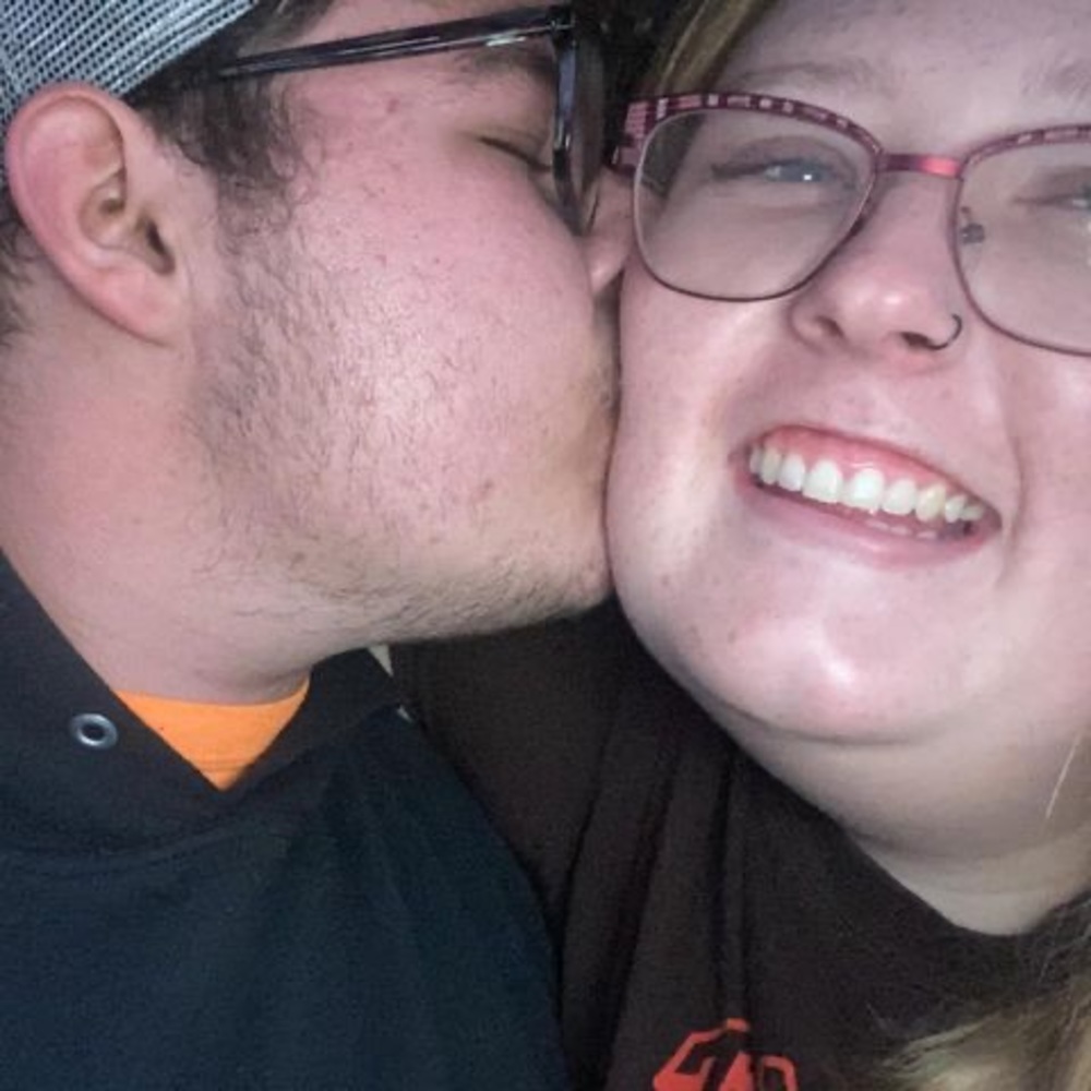 Meet your Posher, Mahaley